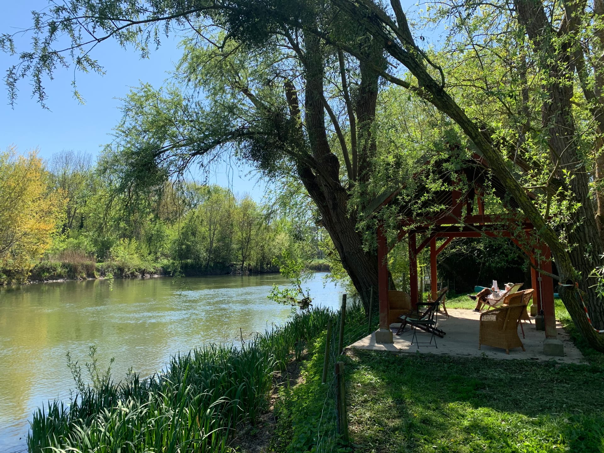 Le pavillon au bord du Loing